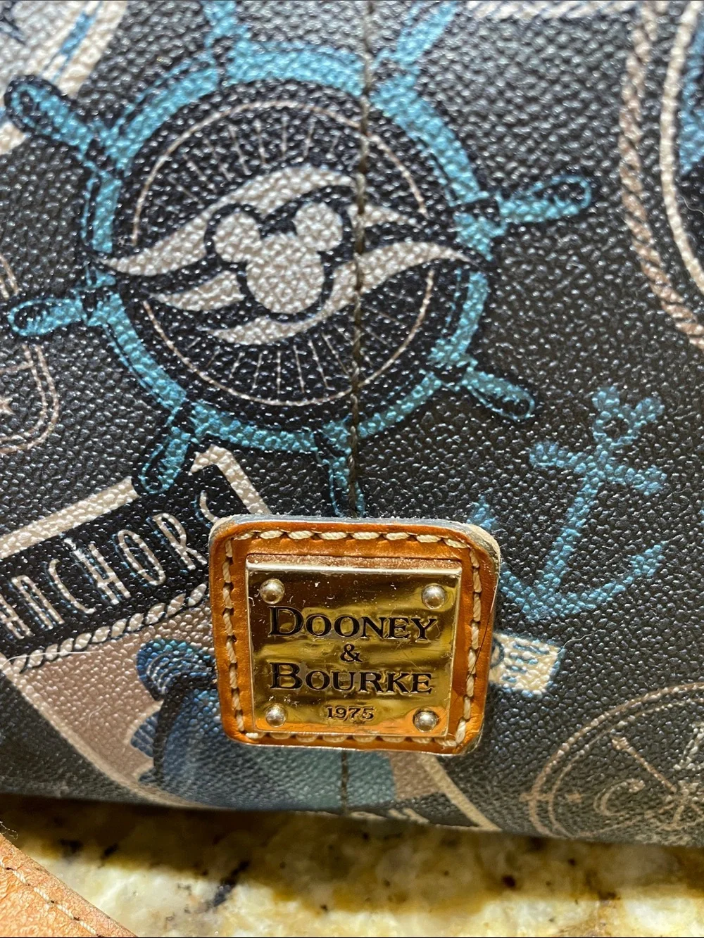 🌺DOONEY & BOURKE X DISNEY Navy and Tan Crossbody Purse